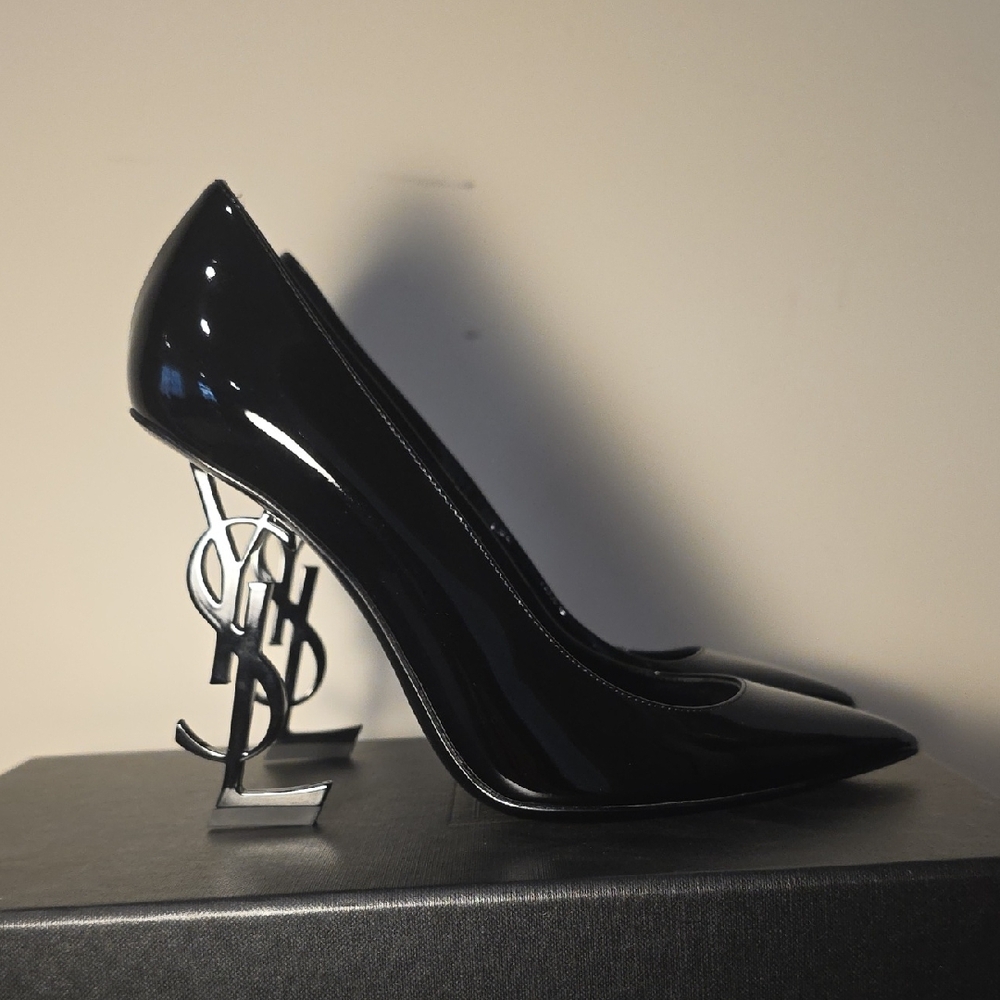 Saint Laurent Glossy Black Heels with Iconic Logo Heel - Picture 2 of 9